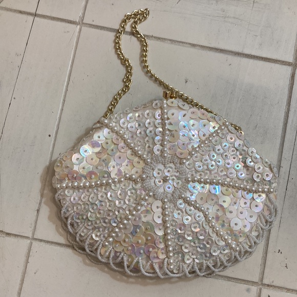 Vintage sequined beaded bag made in Hong Kong - Picture 3 of 9